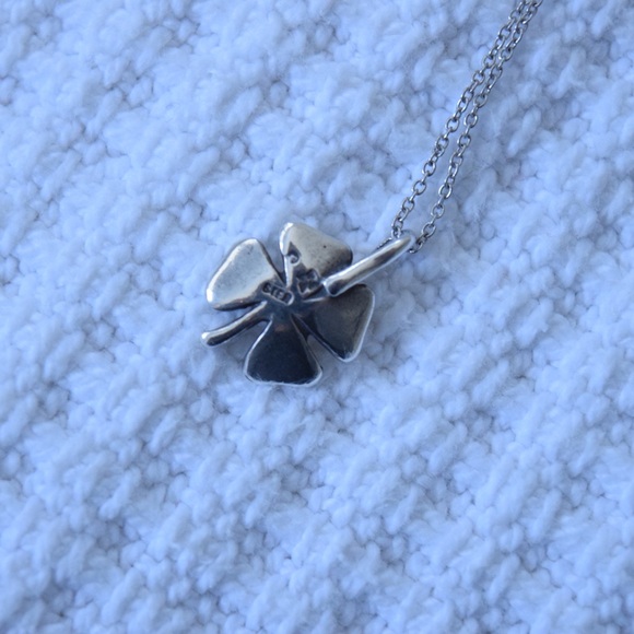 Sterling Silver Four Leaf Clover Necklace 🍀 - Picture 3 of 5